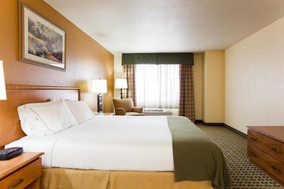 Holiday Inn Express Hotel & Suites Hesperia, An Ihg Hotel Dış mekan fotoğraf